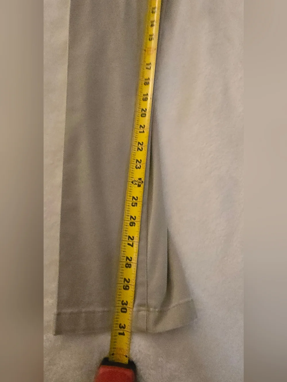 Dockers Relaxed Fit Tan Flat-Front Khaki Chinos 34x32